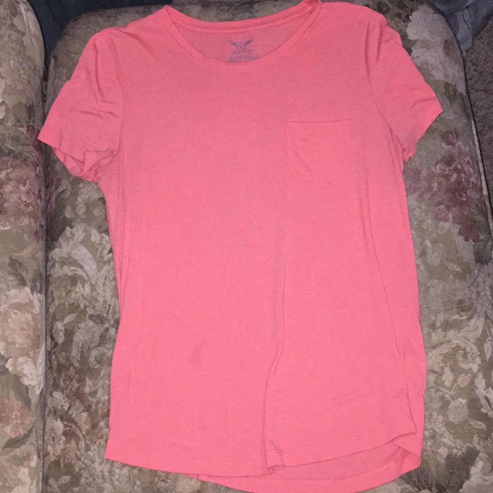 Plain peach/orange t-shirt
